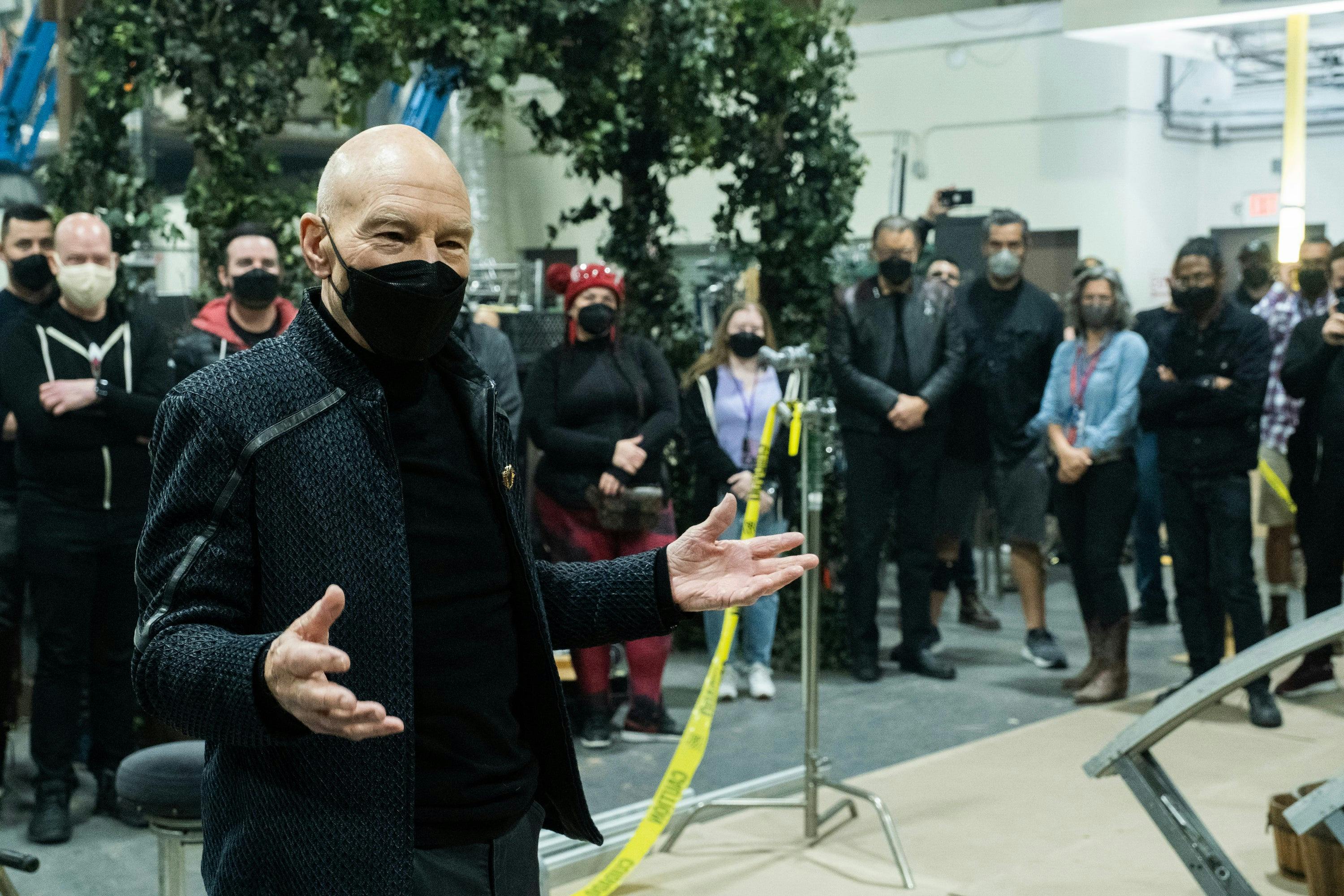 Star Trek: Picard BTS still - Patrick Stewart addresses the entire crew on set